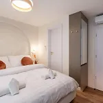 Apartmán Asboth Boutique Suites, Location By Bqa