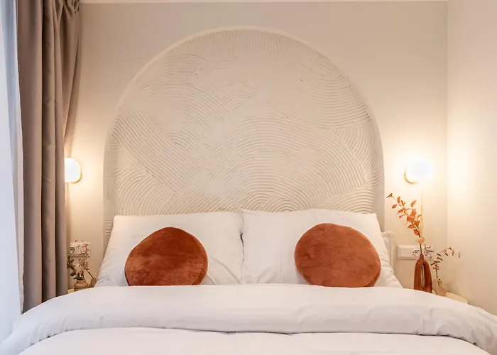 شقة Asboth Boutique Suites, Location By Bqa *