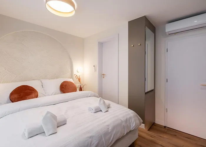 شقة Asboth Boutique Suites, Location By Bqa